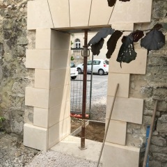 Réalisation d'une ouverture en pierres à Soissons
